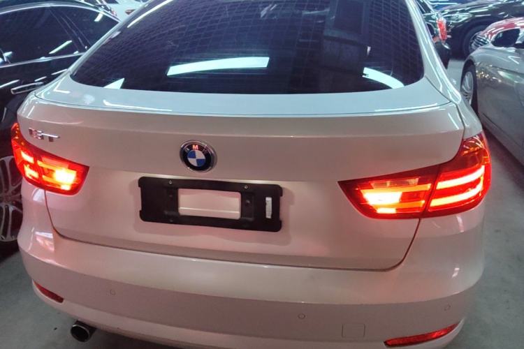Used BMW 3 Series GT 2016 320i Fashion Model Rear