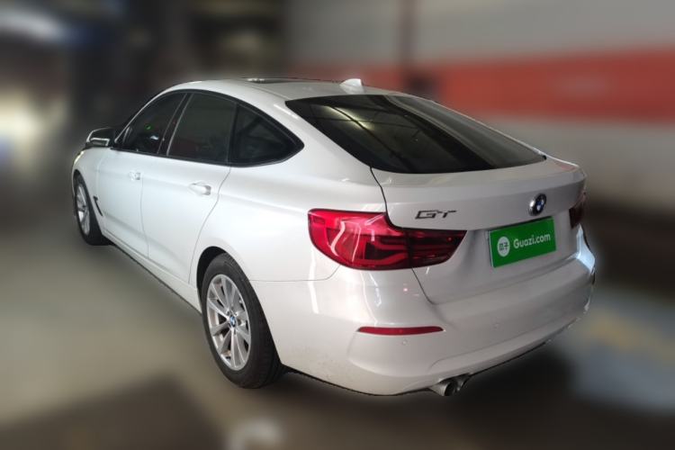 Used BMW 3 Series GT 2016 320i Fashion Model Rear Left 45 Deg
