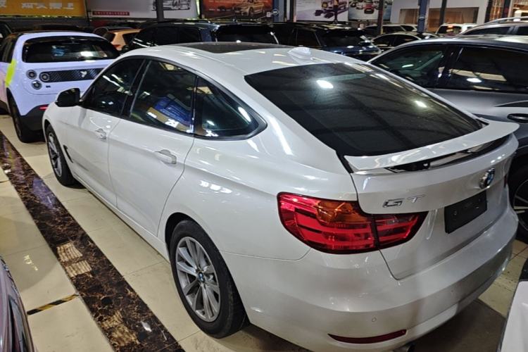 Used BMW 3 Series GT 2016 320i Fashion Model Rear Left 45 Deg