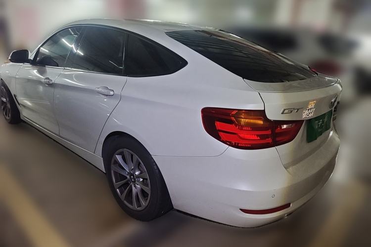Used BMW 3 Series GT 2016 320i Fashion Model Rear Left 45 Deg