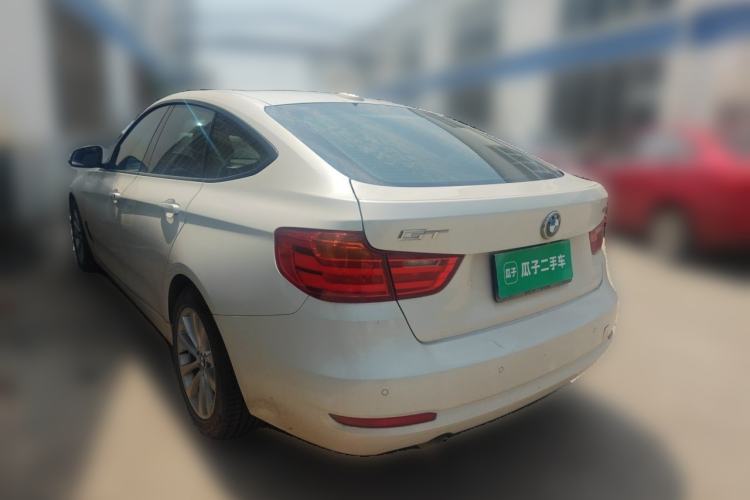 Used BMW 3 Series GT 2016 320i Fashion Model Rear Left 45 Deg