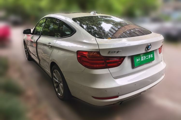 Used BMW 3 Series GT 2016 320i Fashion Model Rear Left 45 Deg