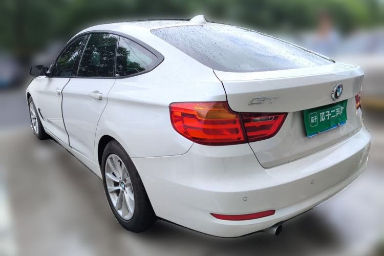Used BMW 3 Series GT 2016 320i Fashion Model Rear Left 45 Deg