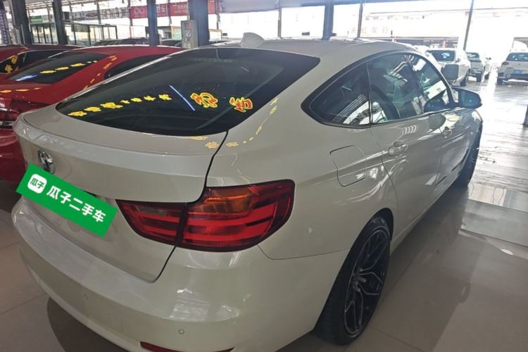 Used BMW 3 Series GT 2016 320i Fashion Model Rear Right 45 Deg