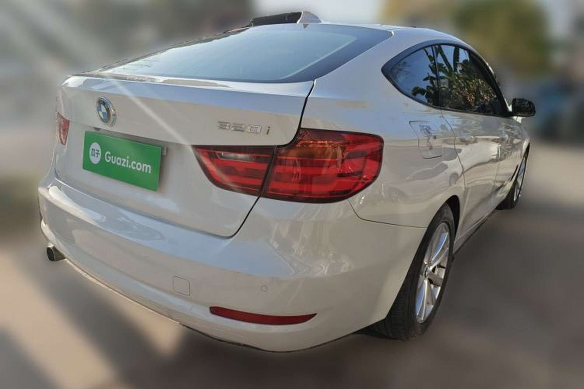 Used BMW 3 Series GT 2016 320i Fashion Model Rear Right 45 Deg
