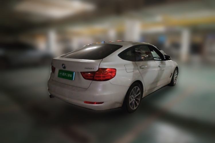 Used BMW 3 Series GT 2016 320i Fashion Model Rear Right 45 Deg