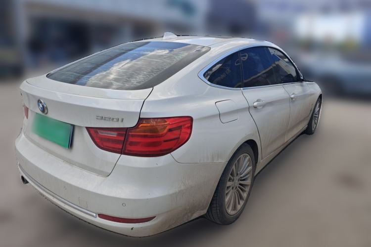 Used BMW 3 Series GT 2016 320i Design Package Edition Rear Right 45 Deg