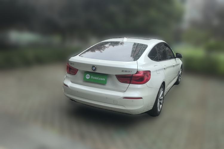 Used BMW 3 Series GT 2016 320i Fashion Model Rear Right 45 Deg