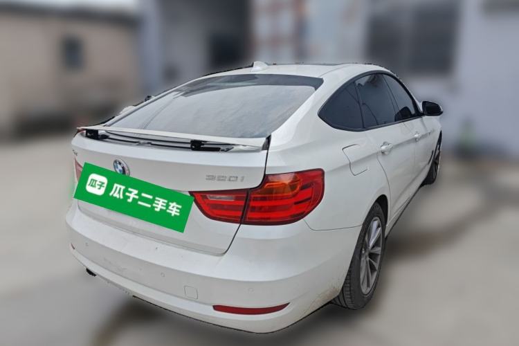 Used BMW 3 Series GT 2016 320i Fashion Model Rear Right 45 Deg
