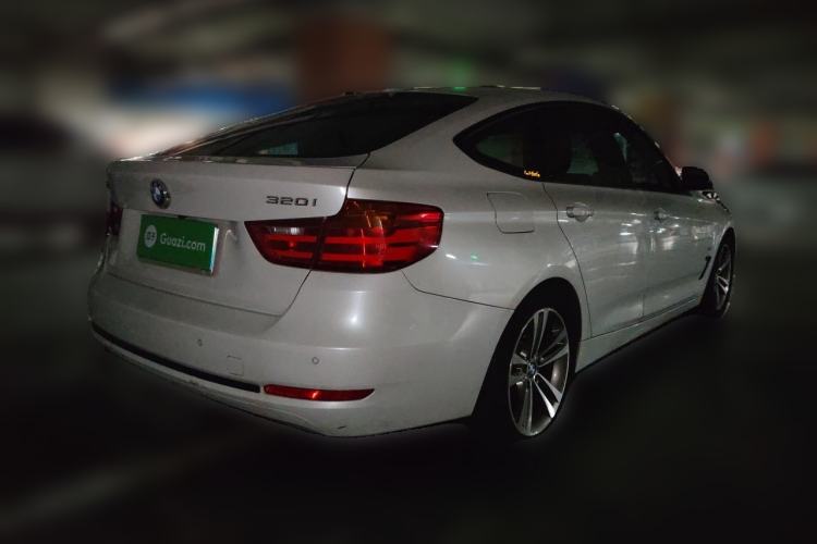 Used BMW 3 Series GT 2016 320i Design Package Edition Rear Right 45 Deg