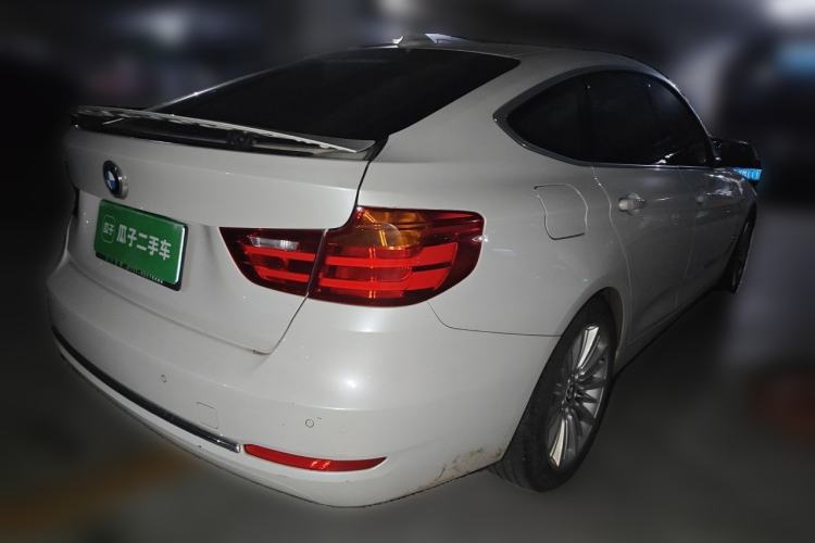 Used BMW 3 Series GT 2016 320i Design Package Edition Rear Right 45 Deg