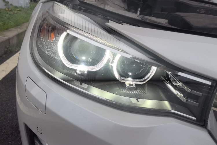 Used BMW 3 Series GT 2016 320i Design Package Edition Right Front Headlight