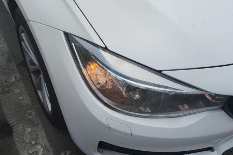 Used BMW 3 Series GT 2016 320i Fashion Model Right Front Headlight