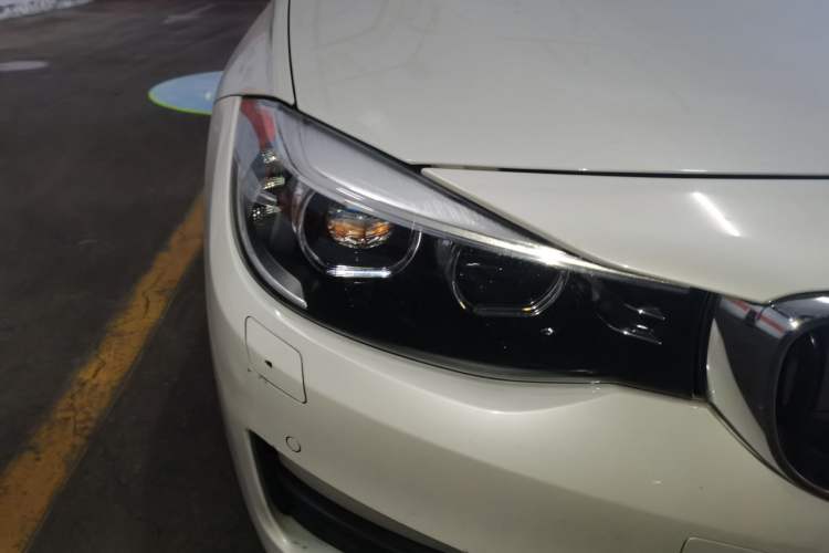 Used BMW 3 Series GT 2016 320i Fashion Model Right Front Headlight