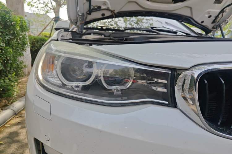 Used BMW 3 Series GT 2016 320i Fashion Model Right Front Headlight