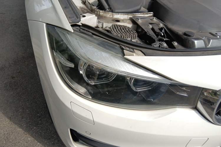 Used BMW 3 Series GT 2016 320i Fashion Model Right Front Headlight