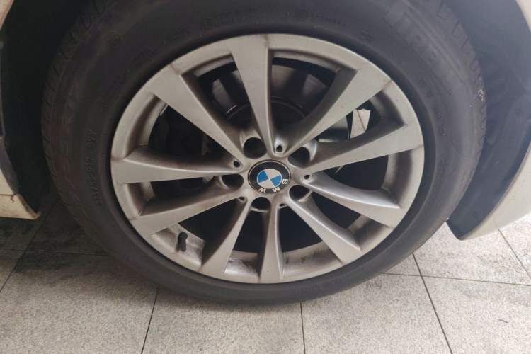 Used BMW 3 Series GT 2016 320i Fashion Model Right Front Wheel Hub