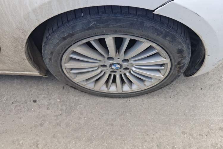 Used BMW 3 Series GT 2016 320i Design Package Edition Right Front Wheel Hub