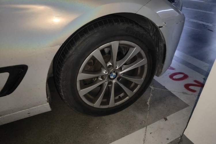 Used BMW 3 Series GT 2016 320i Fashion Model Right Front Wheel Hub