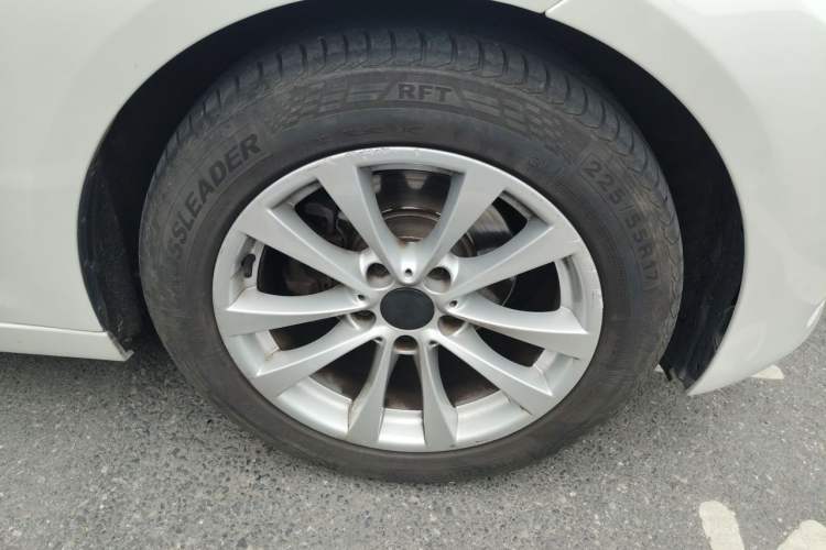 Used BMW 3 Series GT 2016 320i Fashion Model Right Front Wheel Hub