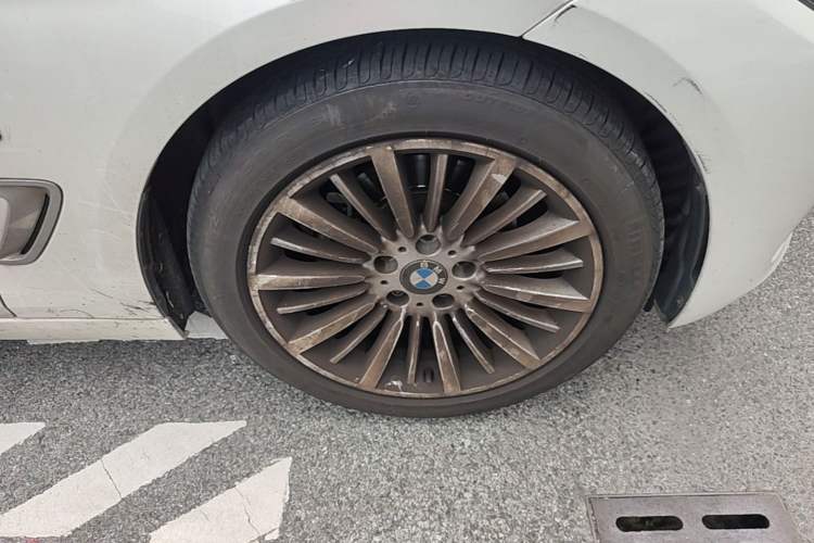 Used BMW 3 Series GT 2016 320i Design Package Edition Right Front Wheel Hub