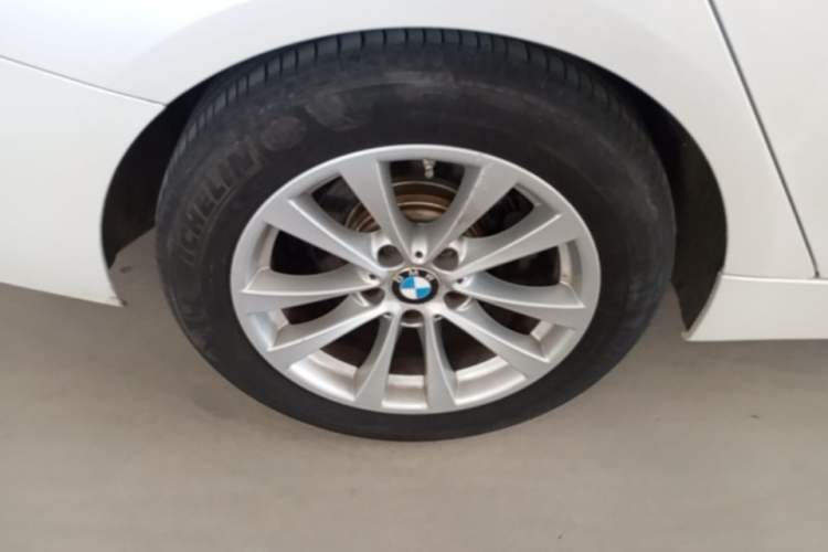 Used BMW 3 Series GT 2016 320i Fashion Model Right Rear Wheel Hub