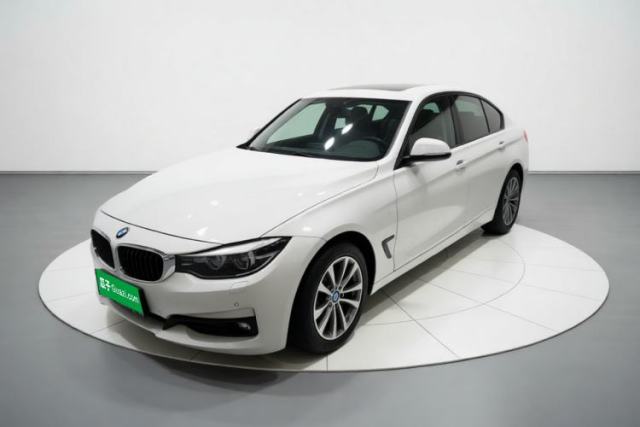 Używany BMW 3 Series GT 2016 320i Fashion Model