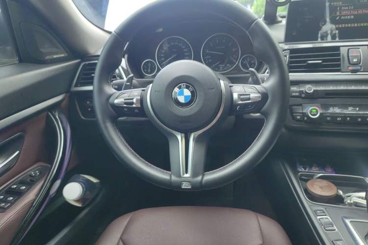 Used BMW 3 Series GT 2016 320i Fashion Model Steering Wheel