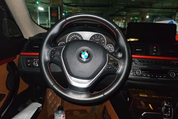 Used BMW 3 Series GT 2016 320i Design Package Edition Steering Wheel