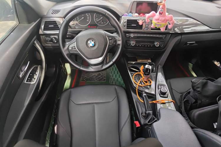 Used BMW 3 Series GT 2016 320i Fashion Model Steering Wheel