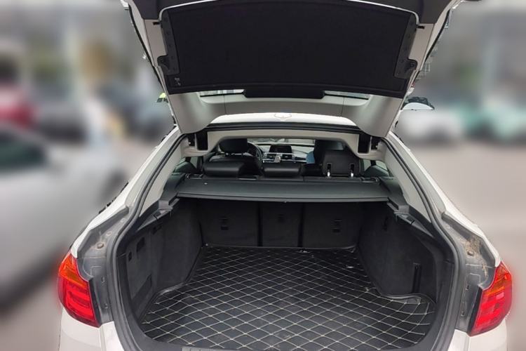 Used BMW 3 Series GT 2016 320i Design Package Edition Trunk