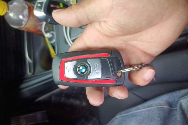 Used BMW 3 Series GT 2016 320i Fashion Model Vehicle Key