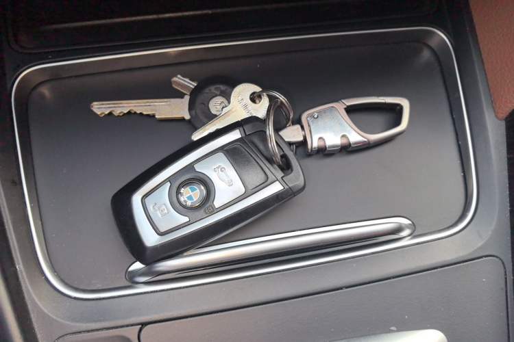 Used BMW 3 Series GT 2016 320i Design Package Edition Vehicle Key