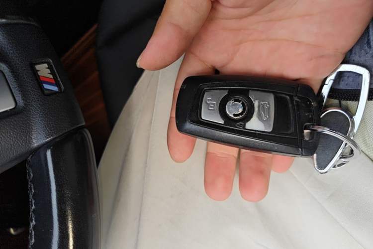 Used BMW 3 Series GT 2016 320i Fashion Model Vehicle Key