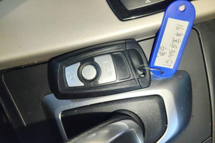 Used BMW 3 Series GT 2016 320i Fashion Model Vehicle Key