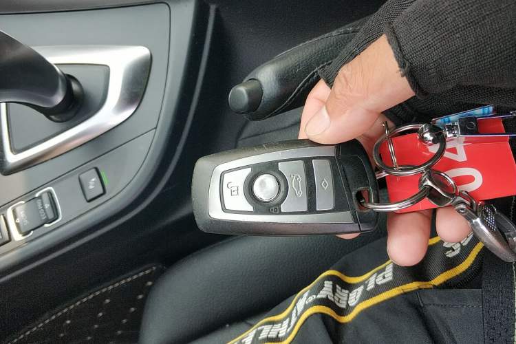 Used BMW 3 Series GT 2016 320i Fashion Model Vehicle Key