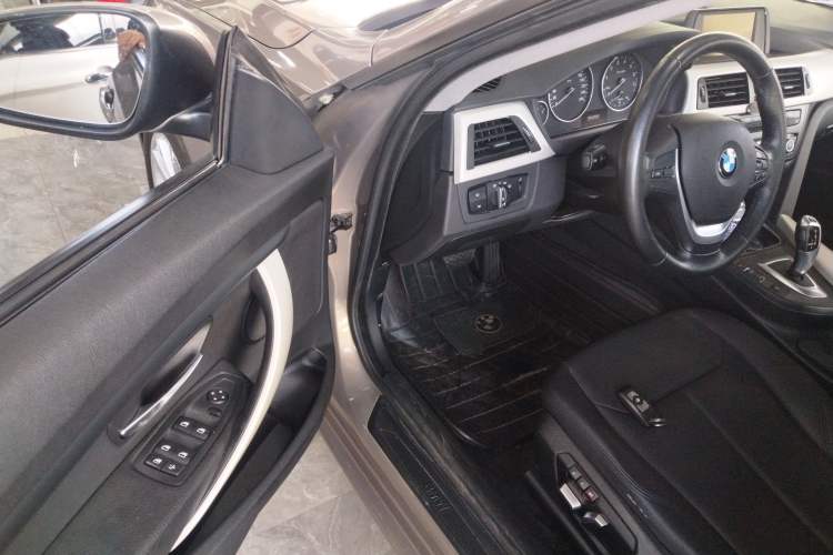 Used BMW 3 Series GT 2016 320i Fashion Model Driver Seat