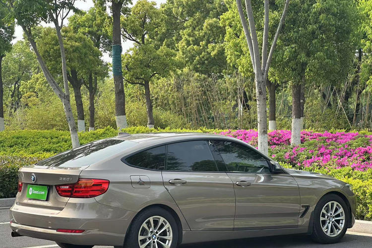 Used BMW 3 Series GT 2016 320i Fashion Model Exterior 5