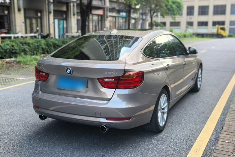 Used BMW 3 Series GT 2016 320i Fashion Model Exterior 8