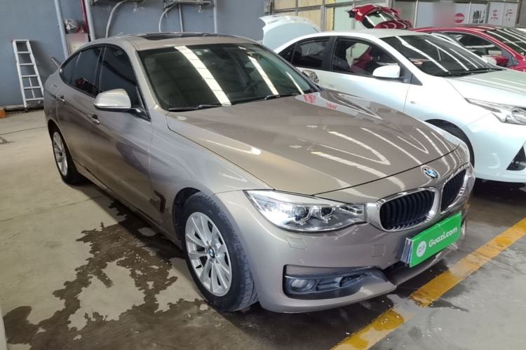 Used BMW 3 Series GT 2016 320i Fashion Model Front Right 45 Deg