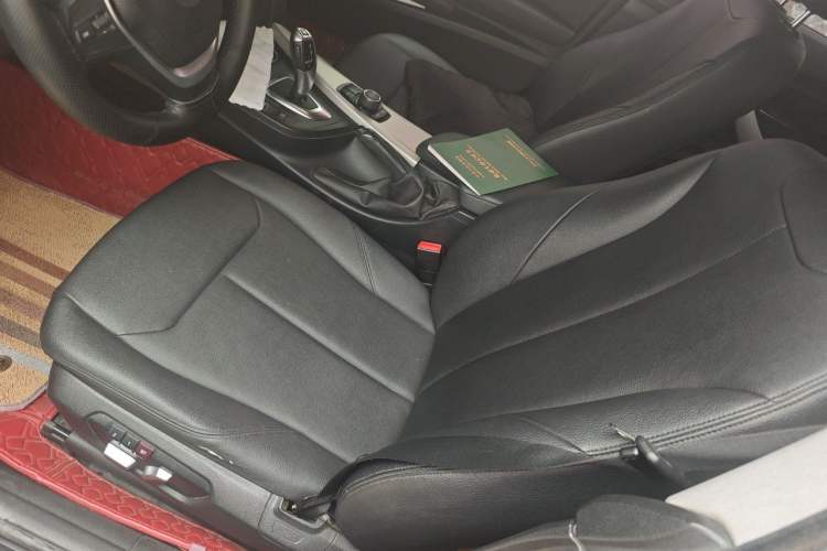 Used BMW 3 Series GT 2016 320i Fashion Model Left Front Seat