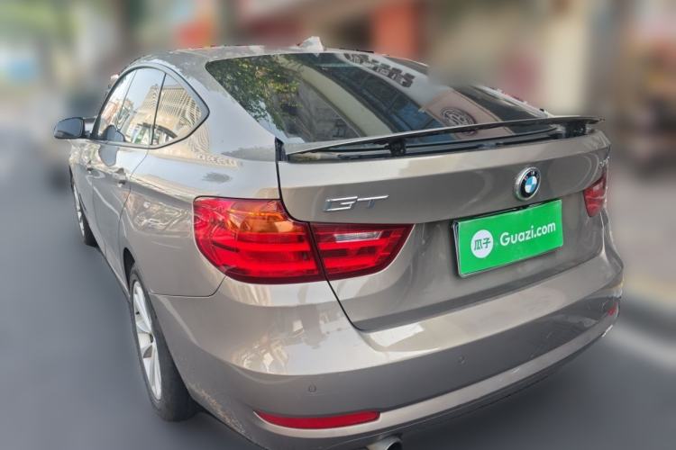 Used BMW 3 Series GT 2016 320i Fashion Model Rear Left 45 Deg