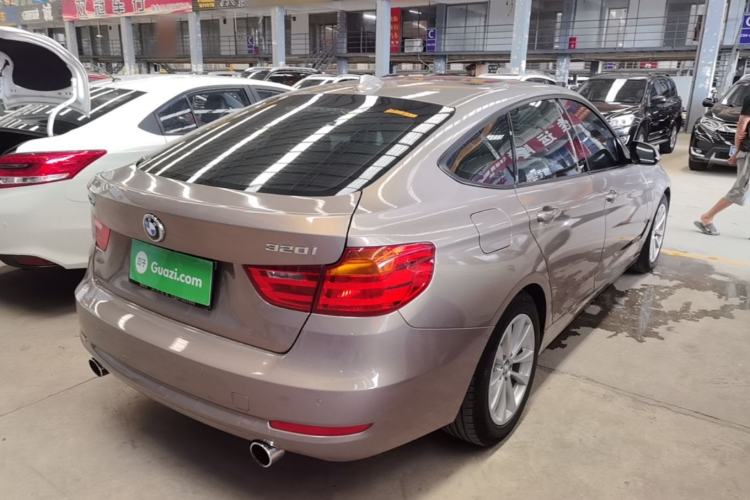 Used BMW 3 Series GT 2016 320i Fashion Model Rear Right 45 Deg