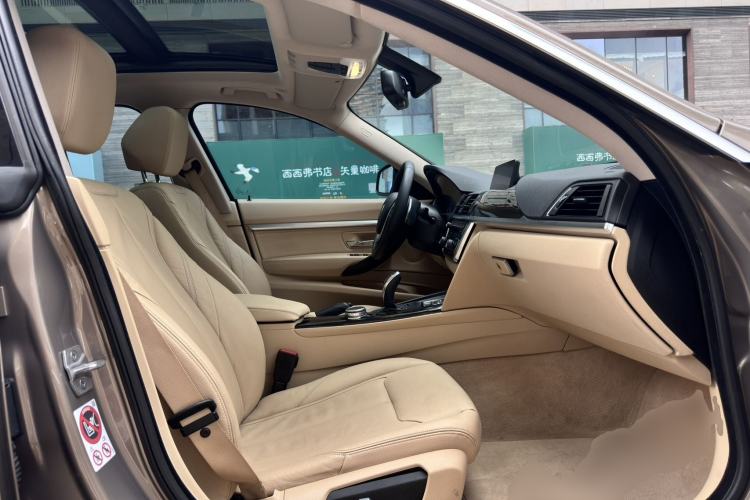 Used BMW 3 Series GT 2016 328i Design Package Model Right Front Seat
