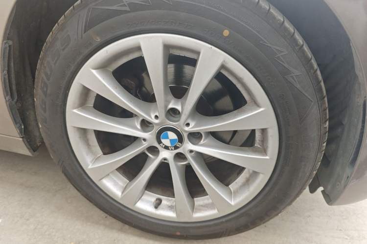 Used BMW 3 Series GT 2016 320i Fashion Model Right Front Wheel Hub