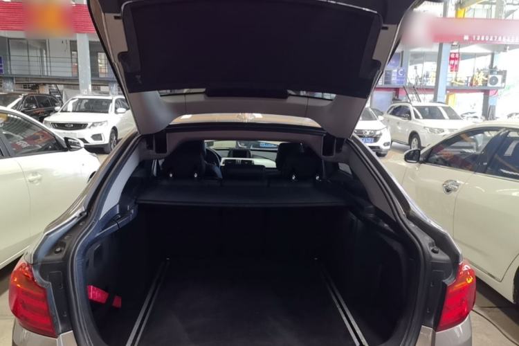 Used BMW 3 Series GT 2016 320i Fashion Model Trunk