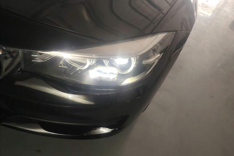 Used BMW 3 Series GT 2017 320i Sport Edition Left Front Headlight