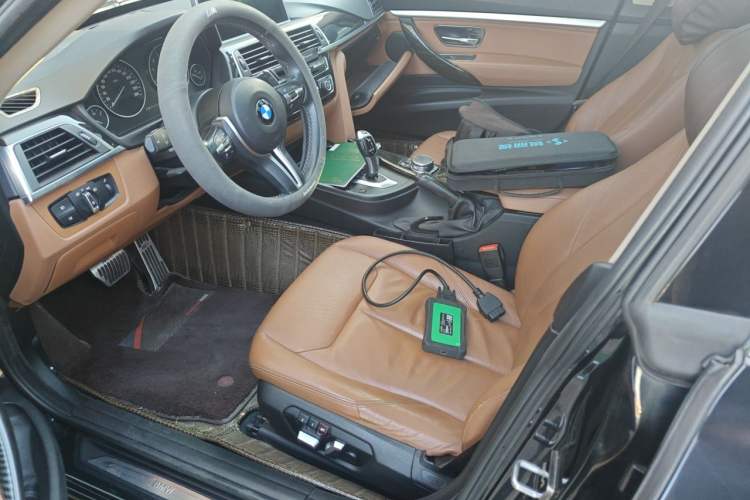 Used BMW 3 Series GT 2017 320i Luxury Design Package Left Front Seat