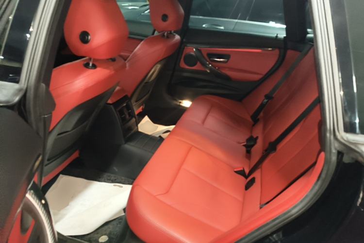Used BMW 3 Series GT 2017 330i xDrive M Sport Left Rear Seat