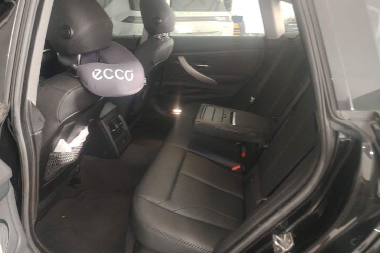 Used BMW 3 Series GT 2017 320i Sport Edition Left Rear Seat